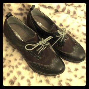 J-41 Adventure On Black Booties